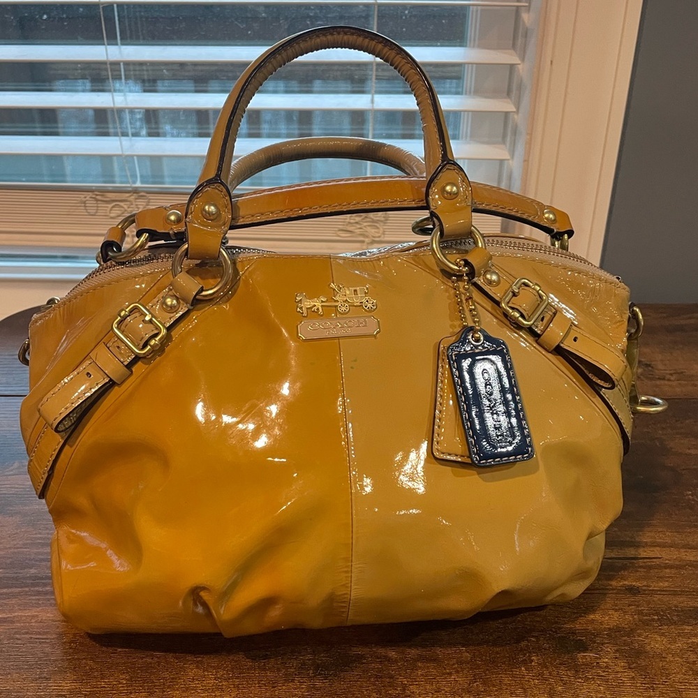 COACH SOPHIA Mustard PATENT LEATHER 15921 W/ REMOVABLE SHOULDER STRAP